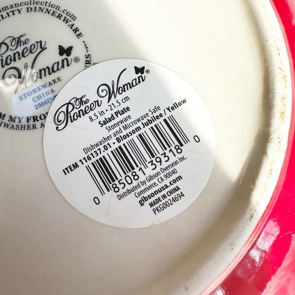 Pioneer Woman Salad Scalloped Plate Set of 3 - Picture 6 of 6